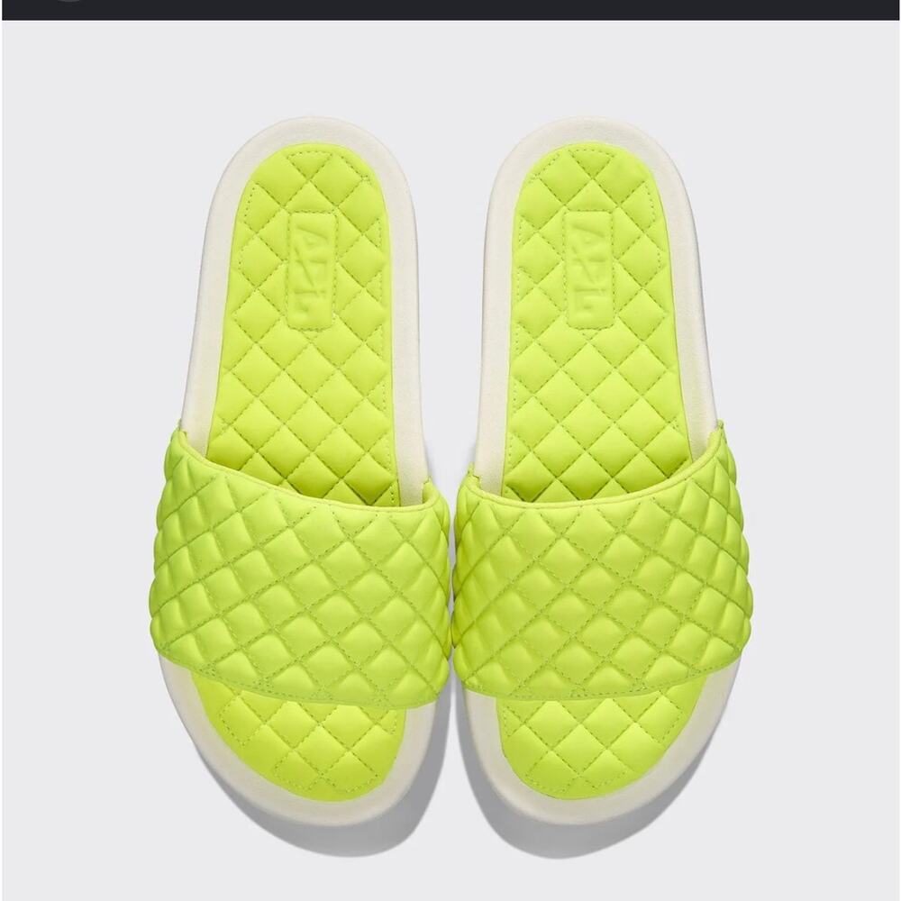 New Women’s APL  Lusso leather slides energy pristine size 7